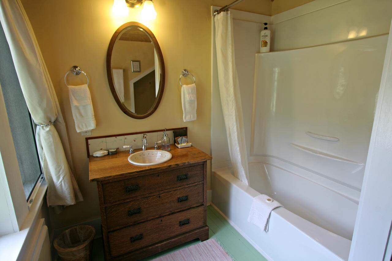 Kangaroo House Bed & Breakfast Eastsound Eksteriør bilde